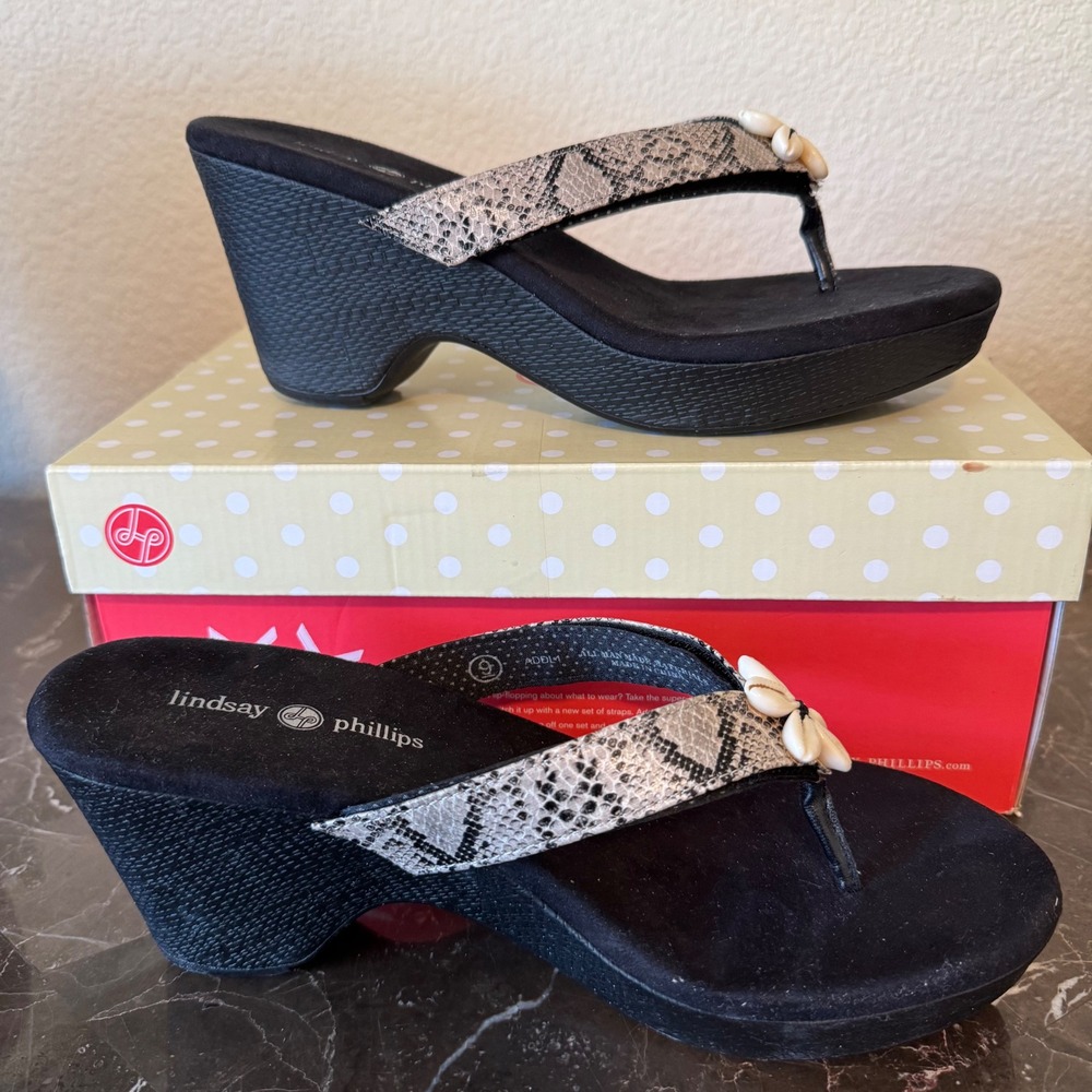Lindsay Phillips Brenna SwitchFlops Black Wedge Sandals Shell Snakeskin size 9